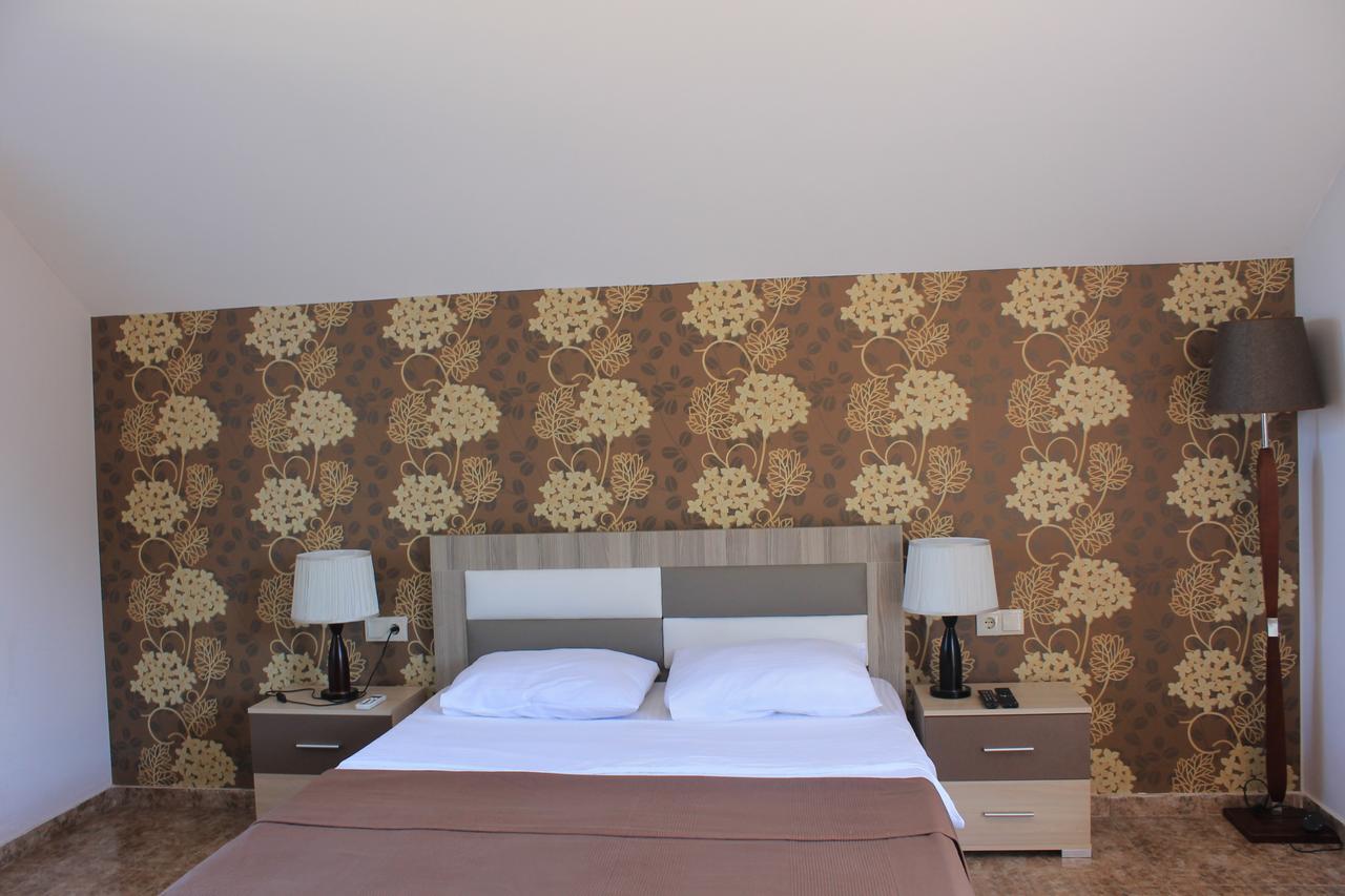 Seazone Hotel Shekhvetili Ngoại thất bức ảnh