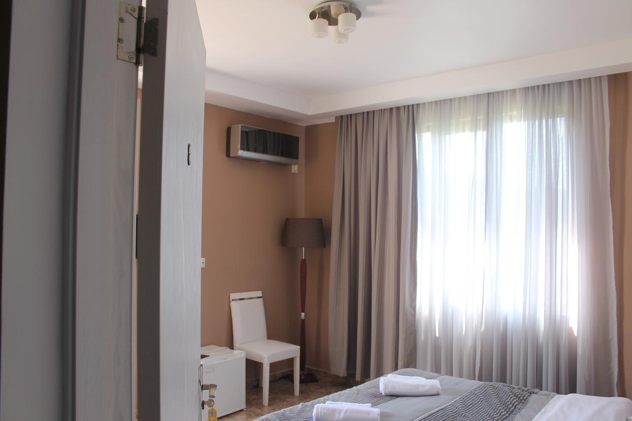 Seazone Hotel Shekhvetili Ngoại thất bức ảnh