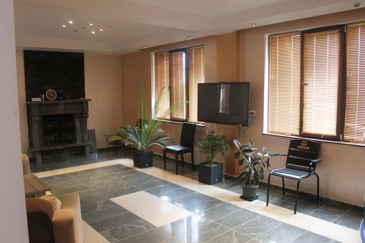 Seazone Hotel Shekhvetili Ngoại thất bức ảnh