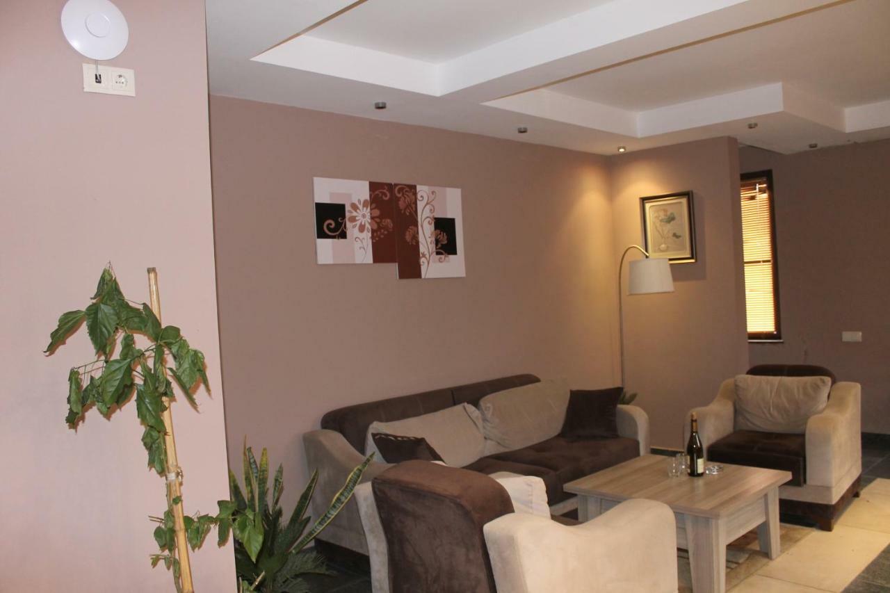 Seazone Hotel Shekhvetili Ngoại thất bức ảnh