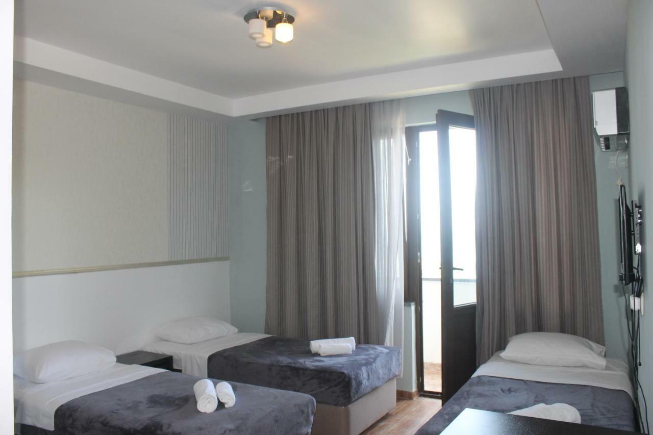 Seazone Hotel Shekhvetili Ngoại thất bức ảnh